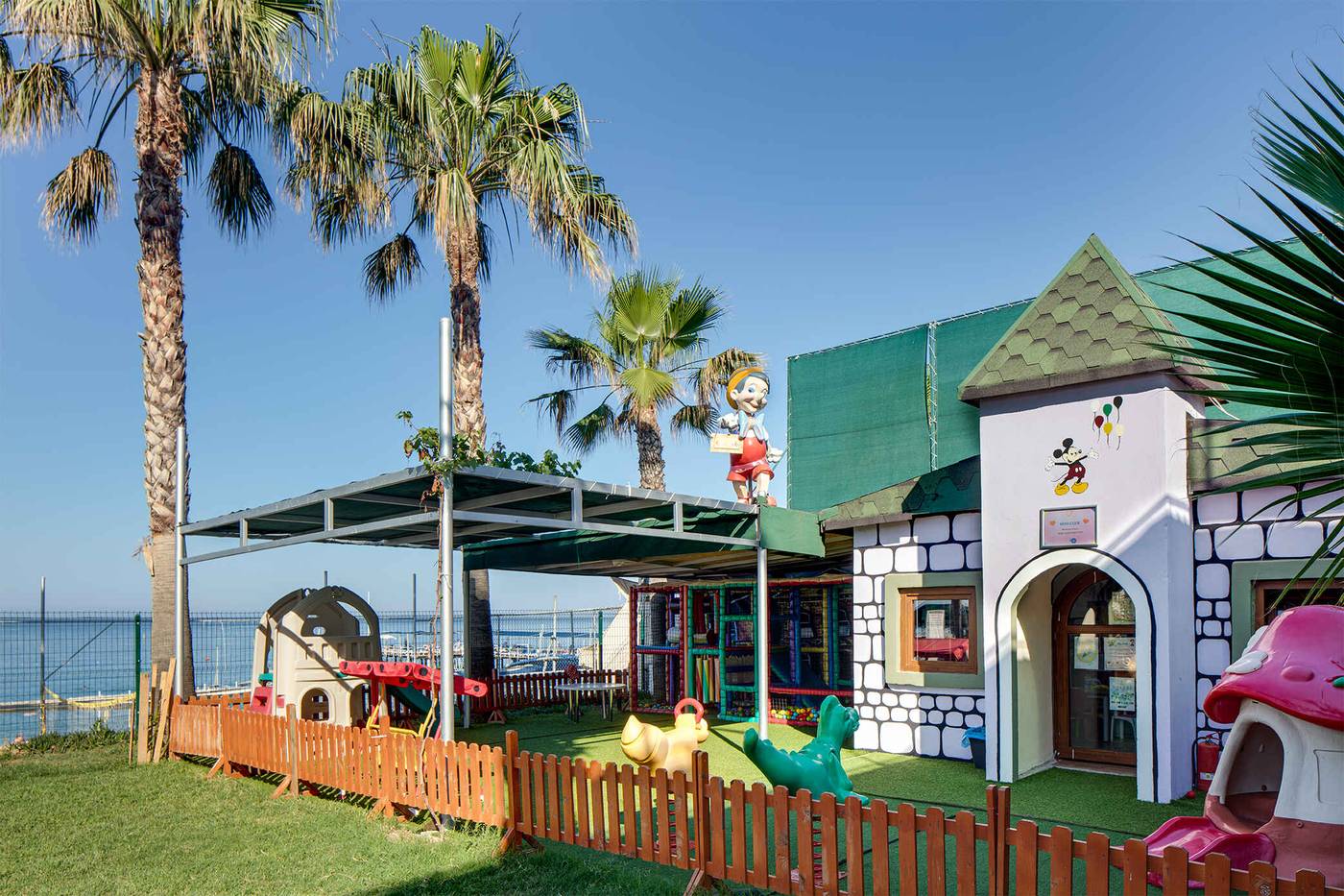 Galeri-Resort-Hotel-Sports-and-Entertainment-45