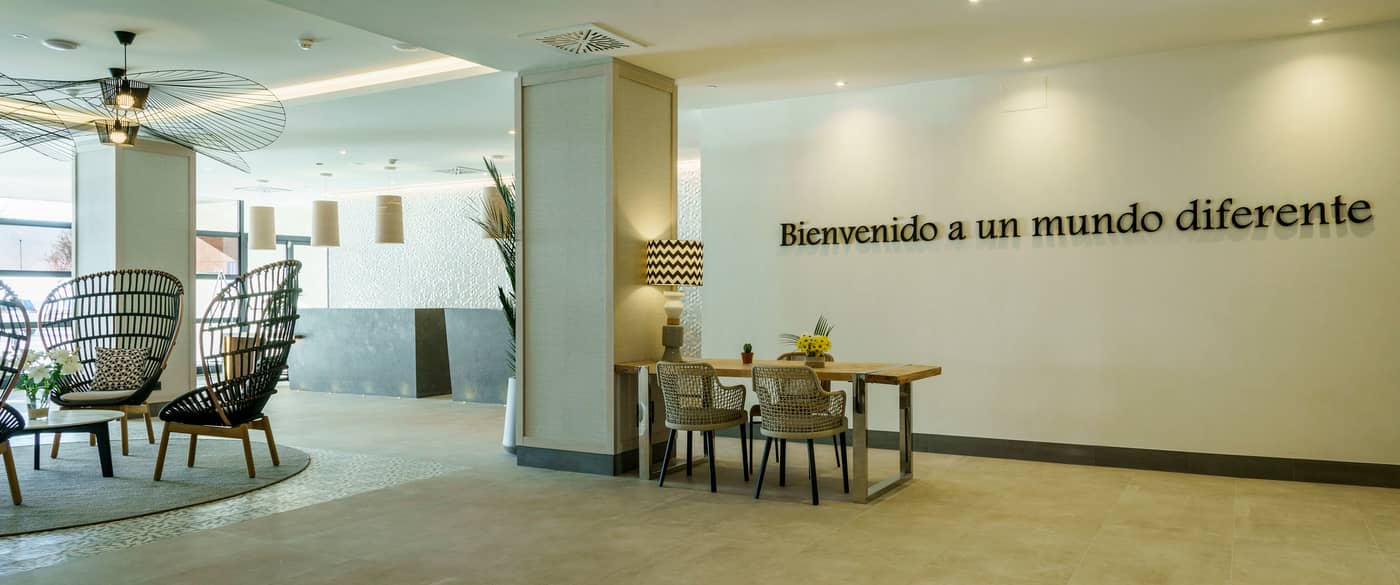 Ilunion-Fuengirola-Lobby-50