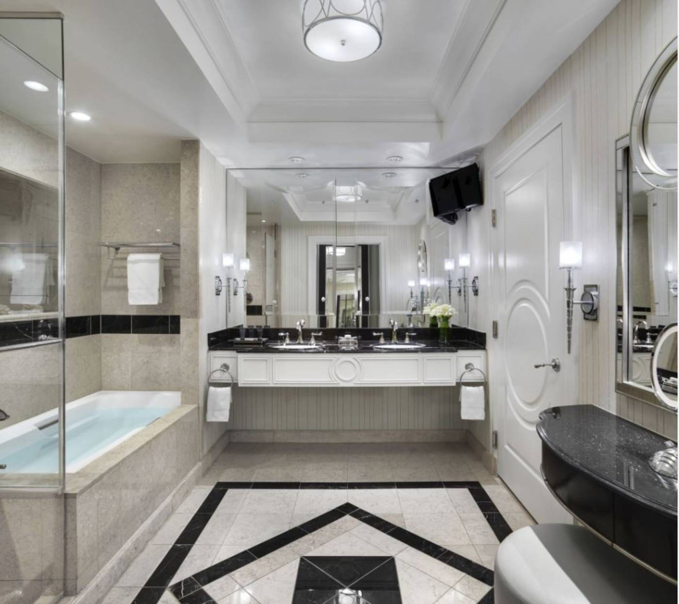 The-Palazzo-at-The-Venetian-Room-34