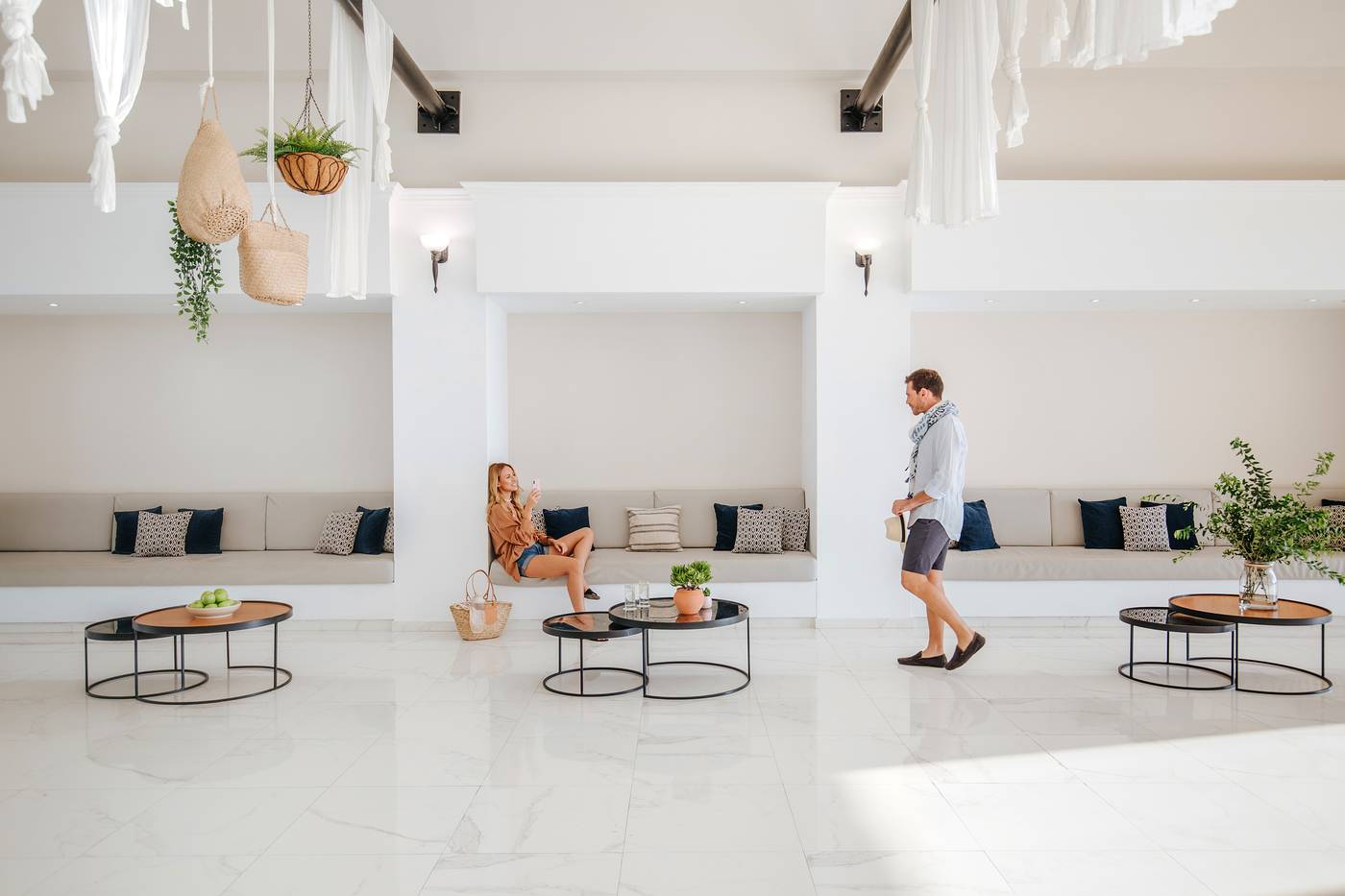 Louis-Paphos-Breeze-Lobby-42