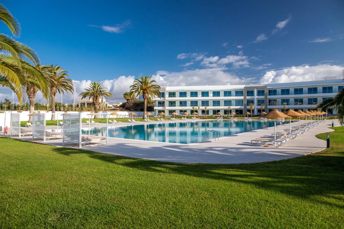 ----ncora-Park-Pool-1