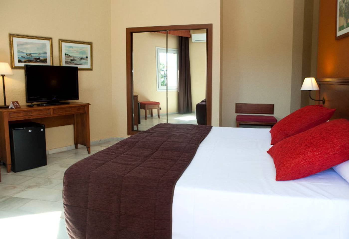 Itaca-Fuengirola-Room-16