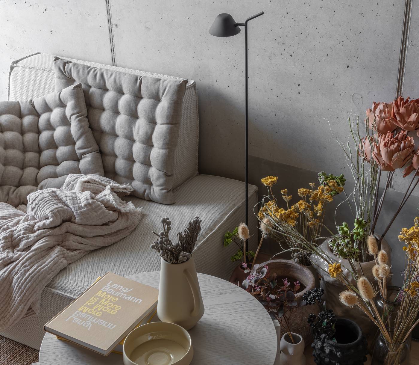 Locke-at-East-Side-Gallery--Friedrichshain-Room-36