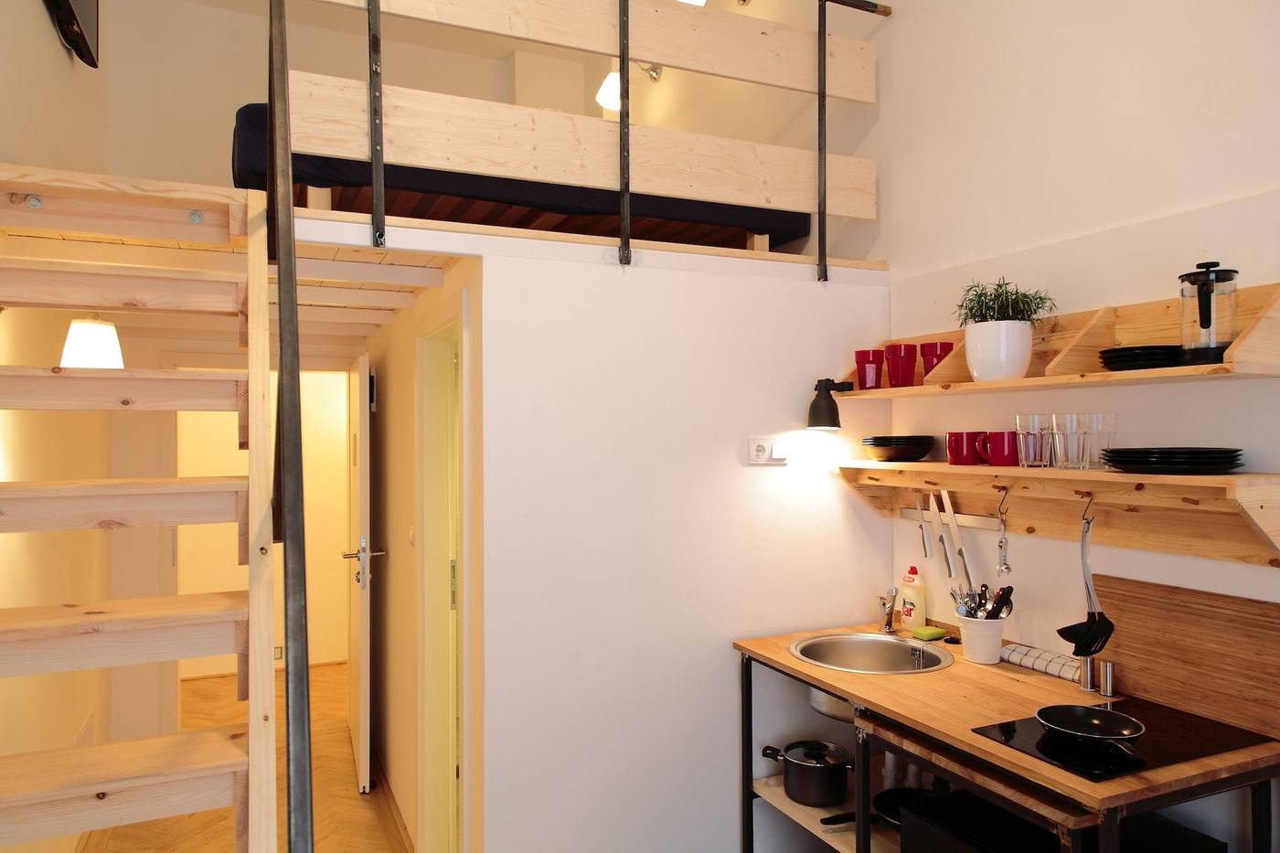 Maverick-Apartments---Vintage-Doubles-Room-4