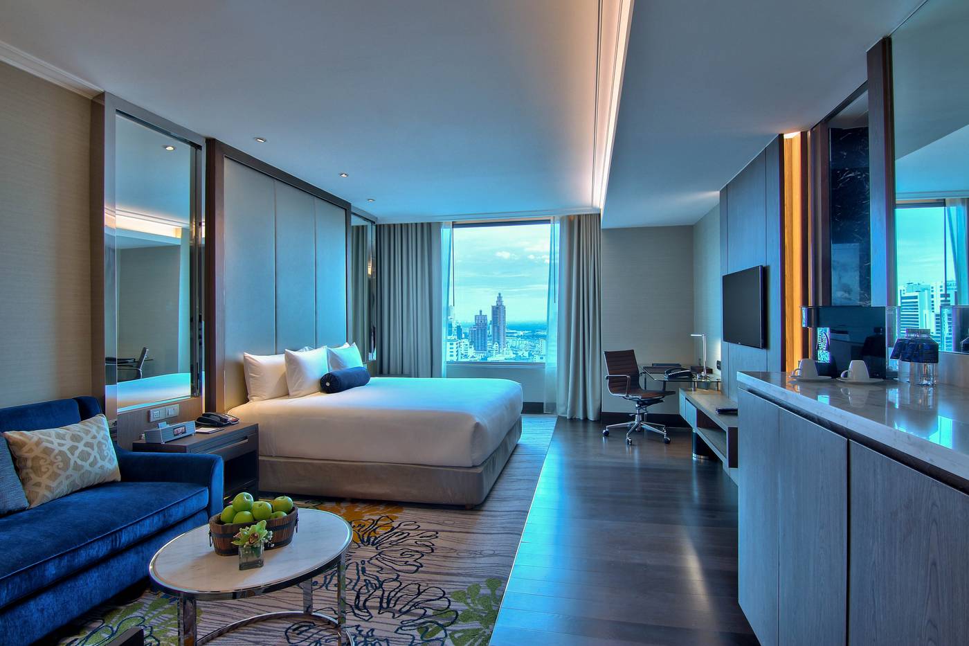 Radisson-Blu-Plaza-Bangkok-Room-9