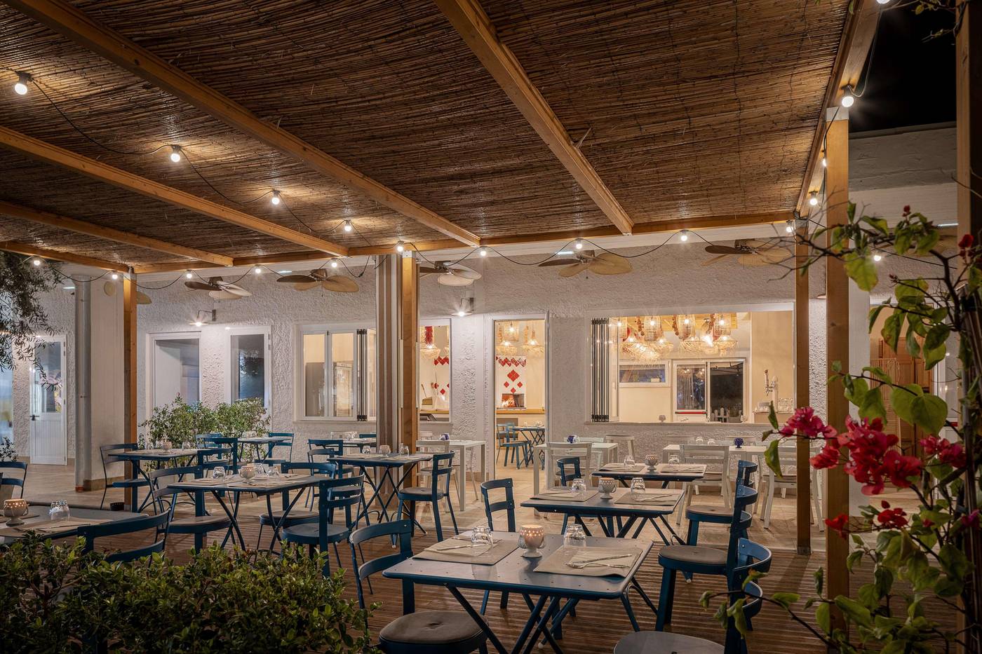 Unahotel-Naxos-Beach-Restaurant-47