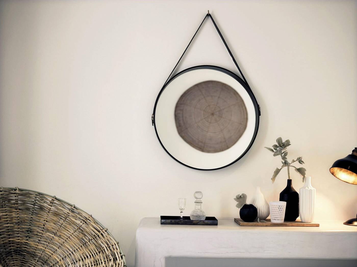 Santo-Maris-Oia--Luxury-Suites---Spa-Room-59