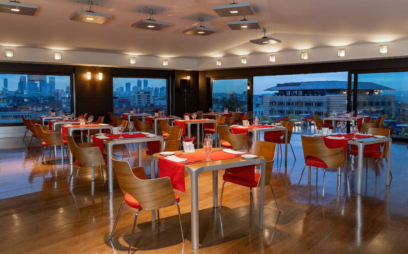 Point-Hotel-Taksim-Restaurant-53