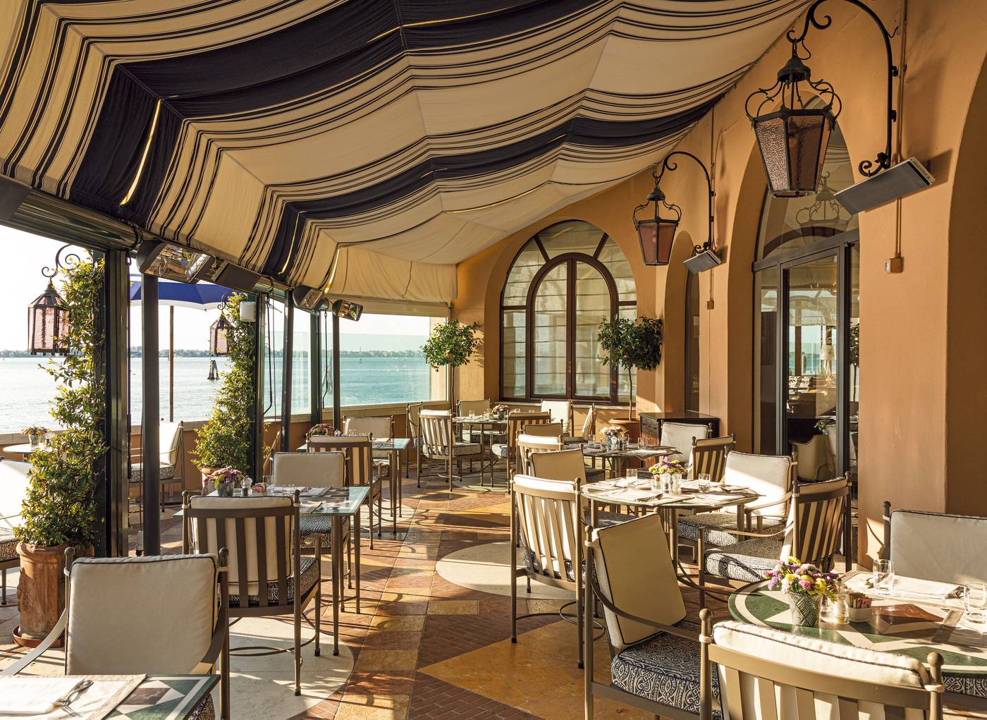 Hotel-Cipriani--A-Belmond-Hotel--Venice-Bar-76