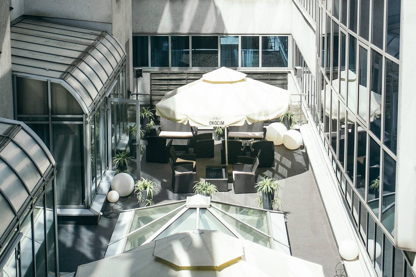 Holiday-Inn-Krakow-City-Centre-General-view-18