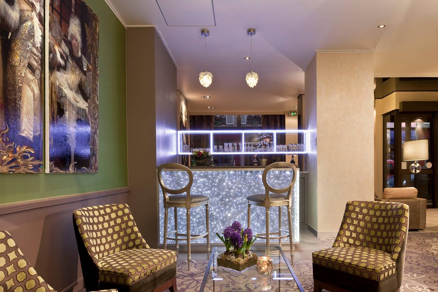 Best-Western-Anjou-Lafayette-Opera-Bar-15