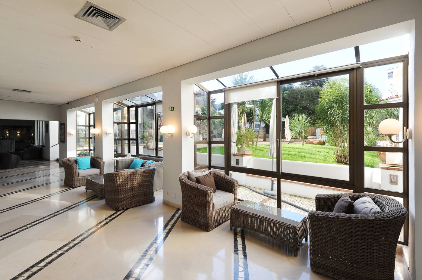 Clube-Do-Lago-Lobby-4