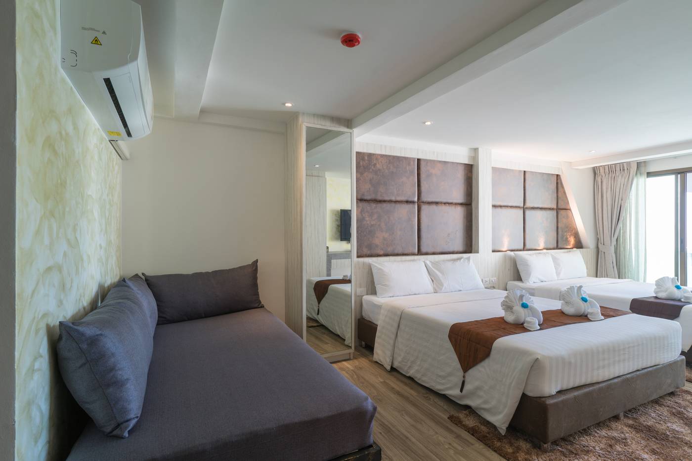 Patong-Swiss-Room-13