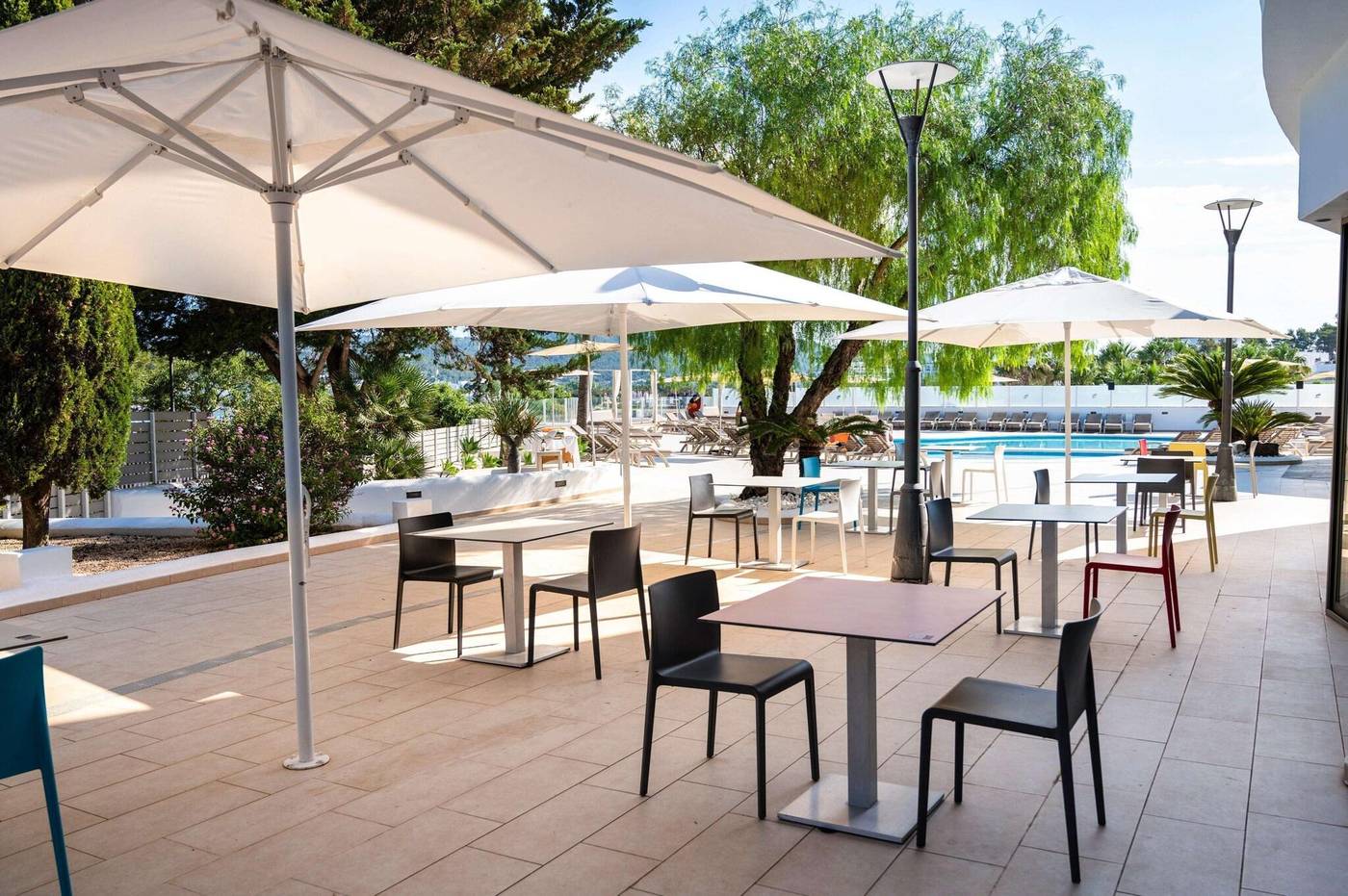 THB-Ocean-Beach-Terrace-11