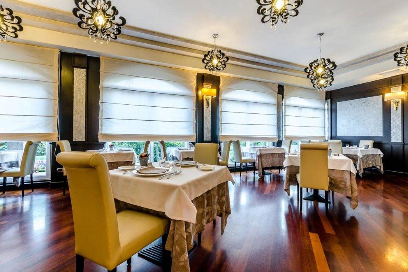 Silver-Restaurant-11