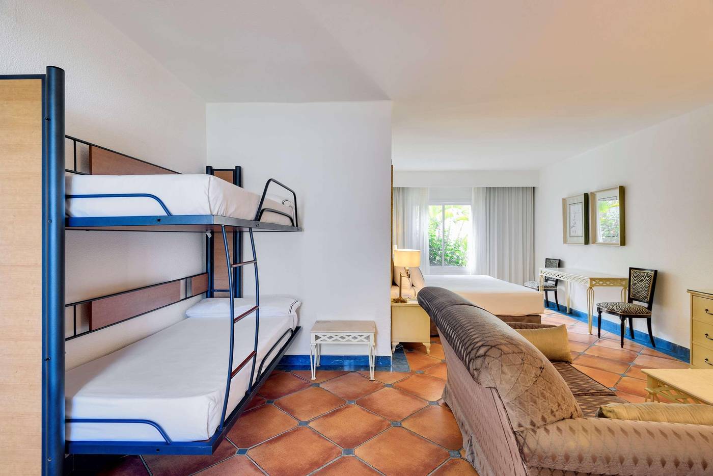 Meli---Zahara-Atlanterra-Room-47