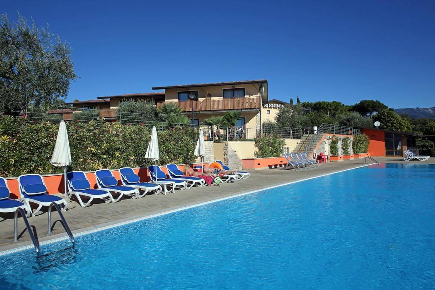 Residence Onda Blu Resort-Italy-MANERBA DEL GARDA-General view-4