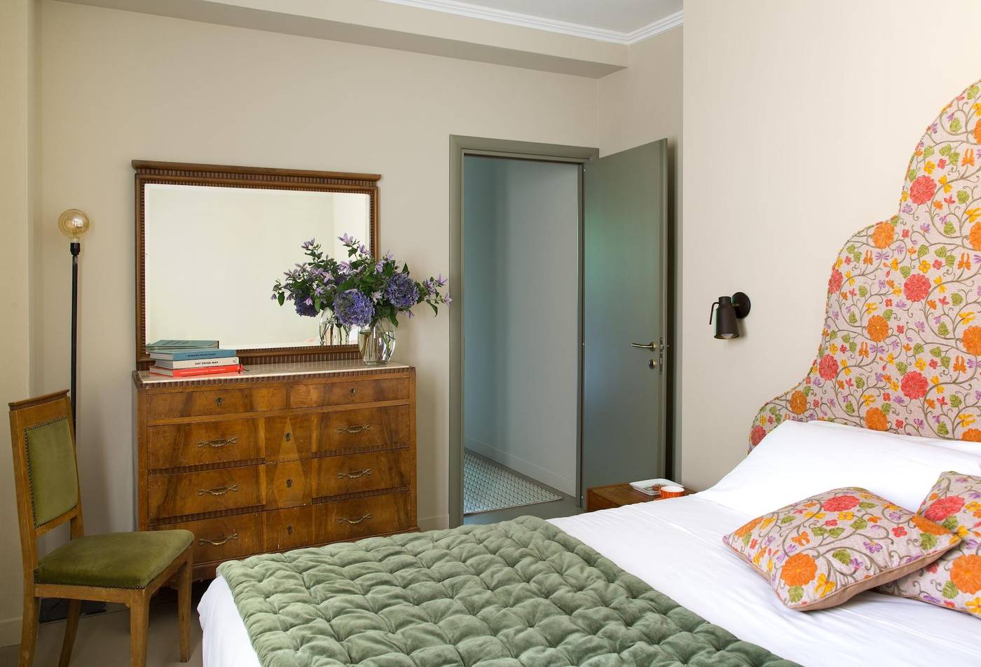 Brusco Rooms-Italy-CAPIAGO INTIMIANO-Room-6