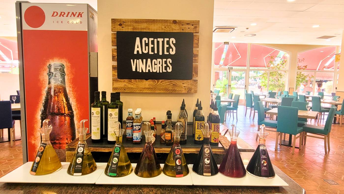 Ohtels-La-Hacienda-Restaurant-43