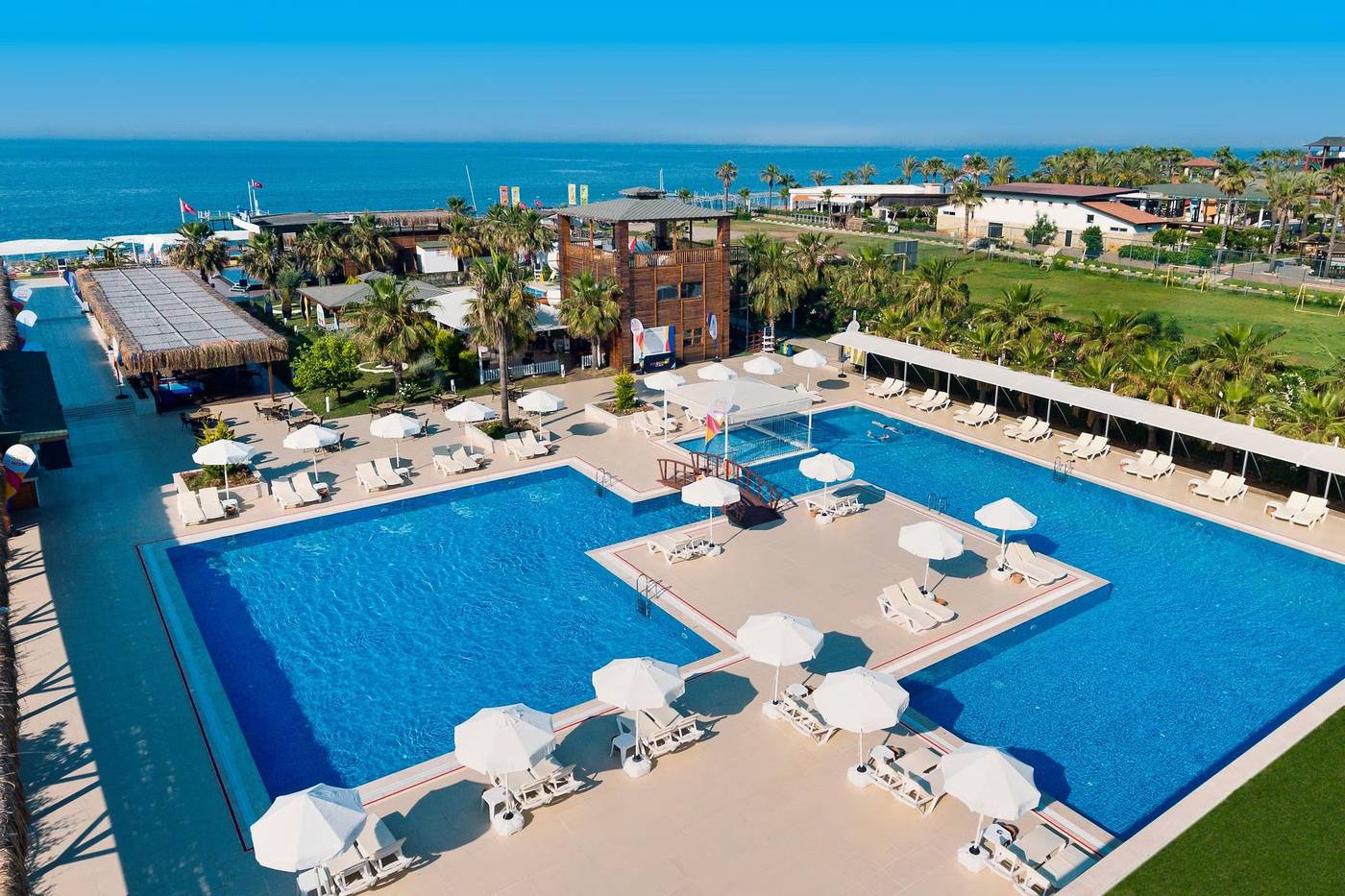 Armas-Life-Belek-Pool-1