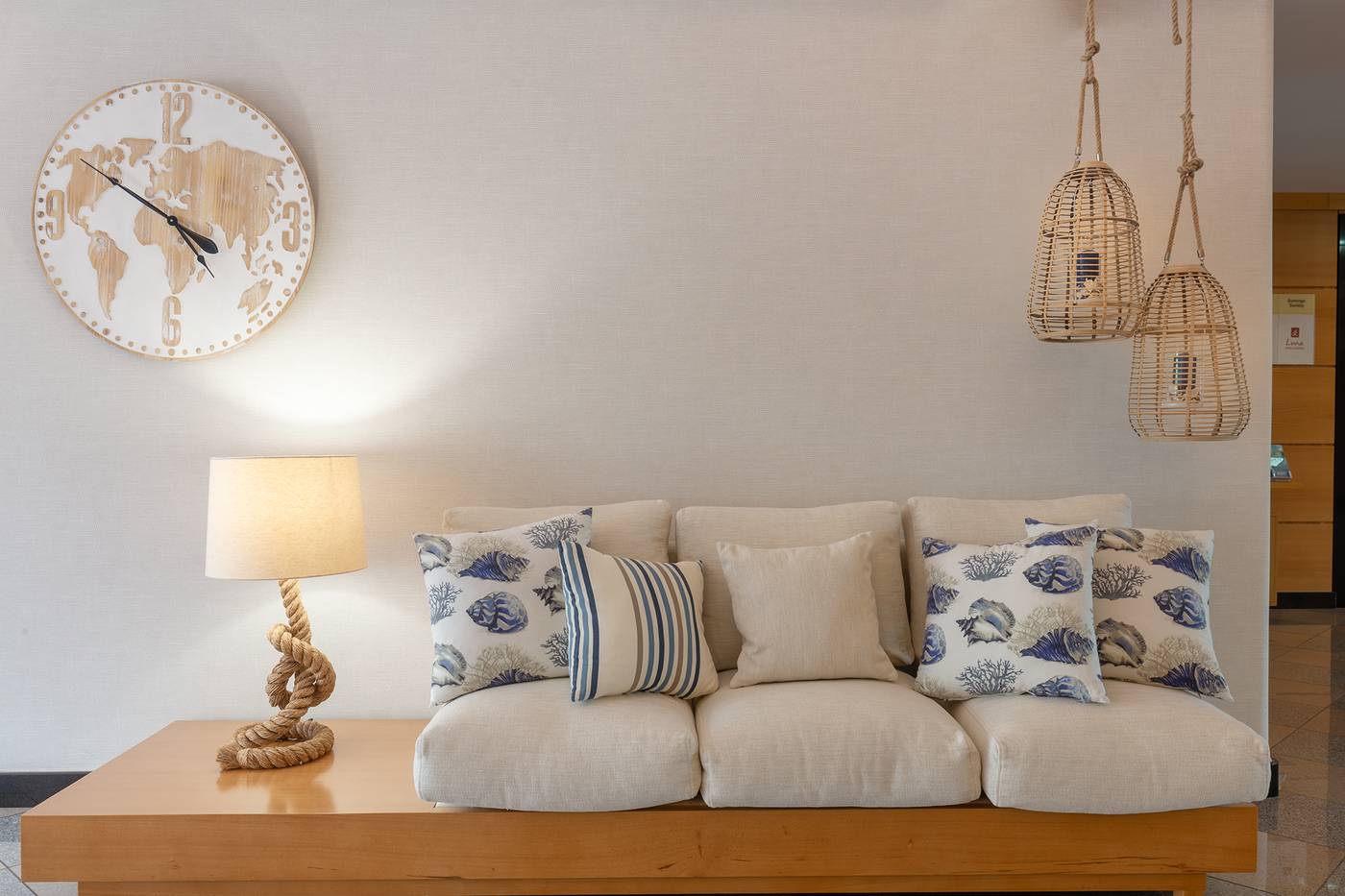 Solaqua-Apartments-Lobby-28