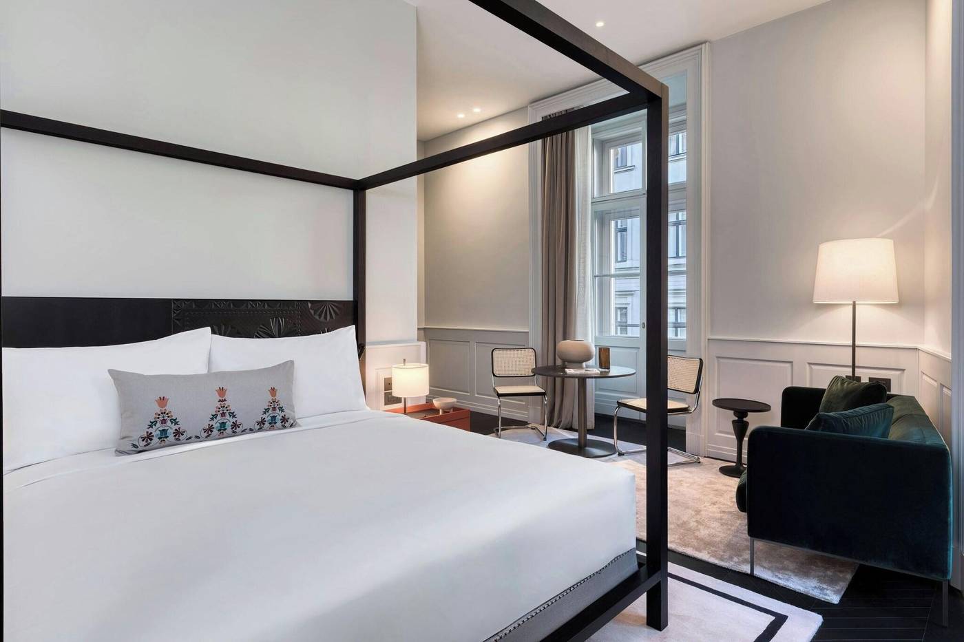 Dorothea-Hotel-Budapest-Autograph-Collection-Room-40