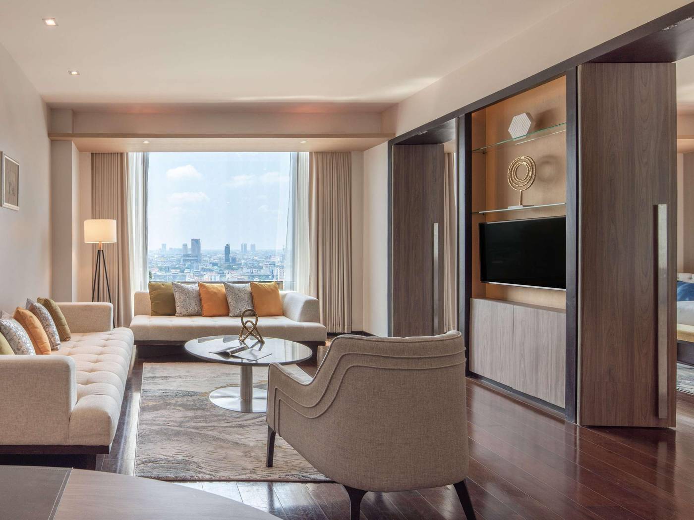 VIE-Hotel-Bangkok---MGallery-Room-33