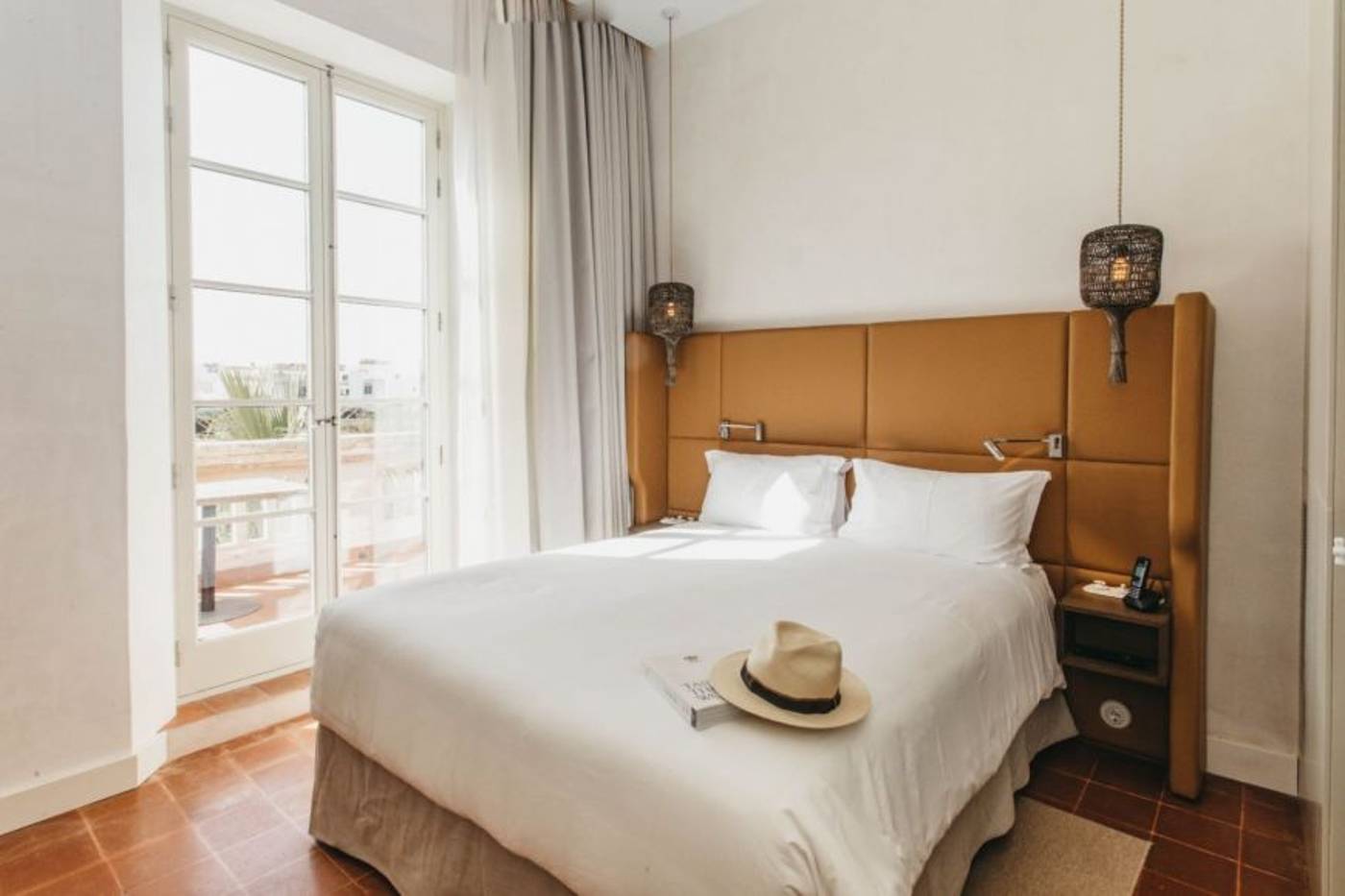 Can-Faustino-Room-26