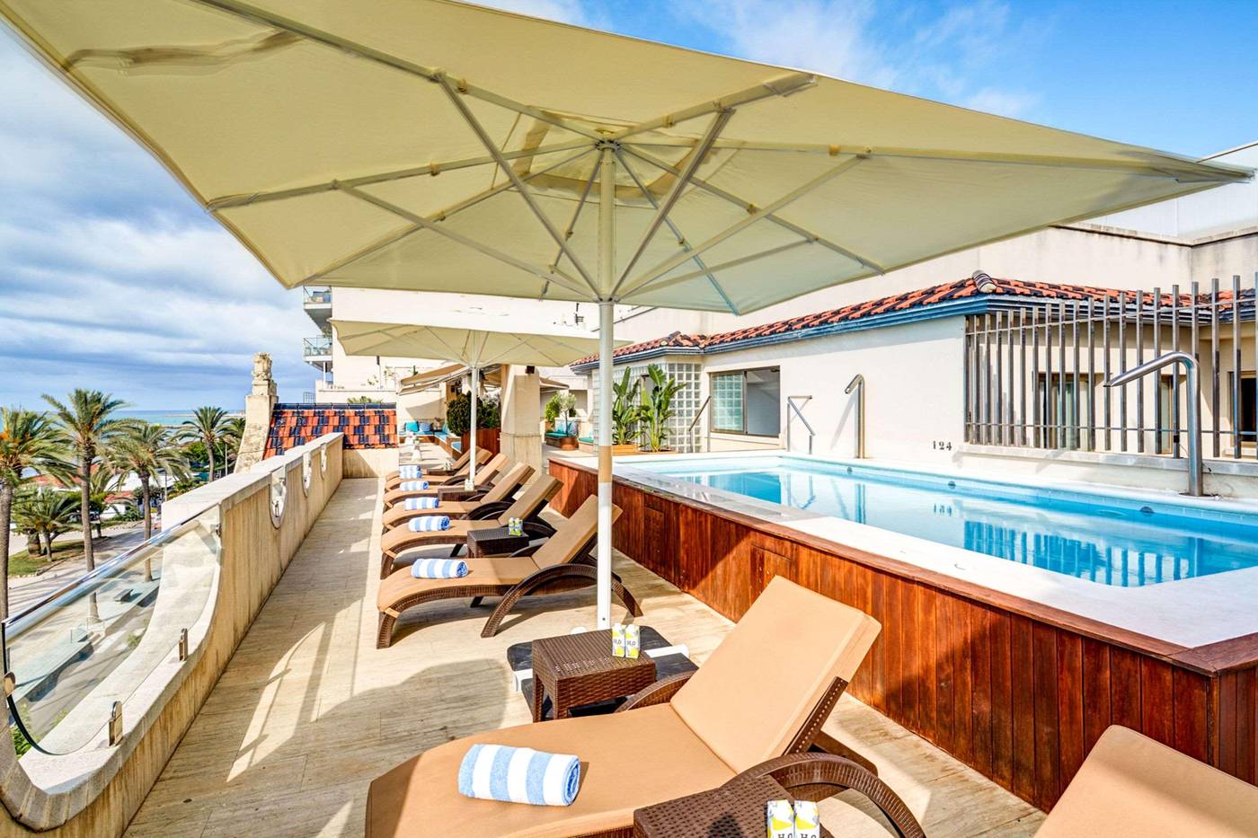 Sercotel-Kalma-Sitges-Pool-5