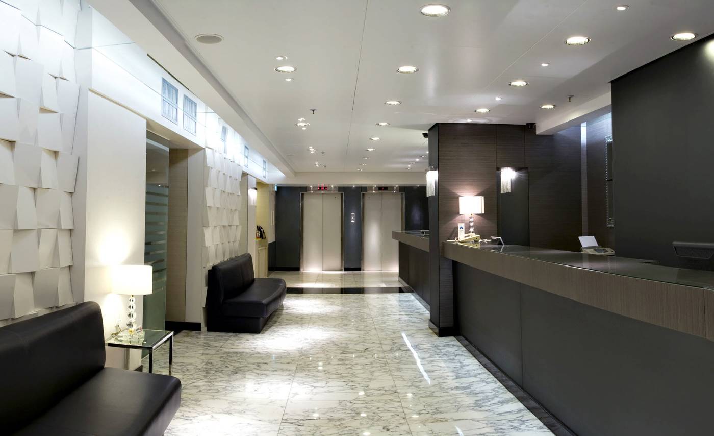 The-Imperial-Hong-Kong-Lobby-1