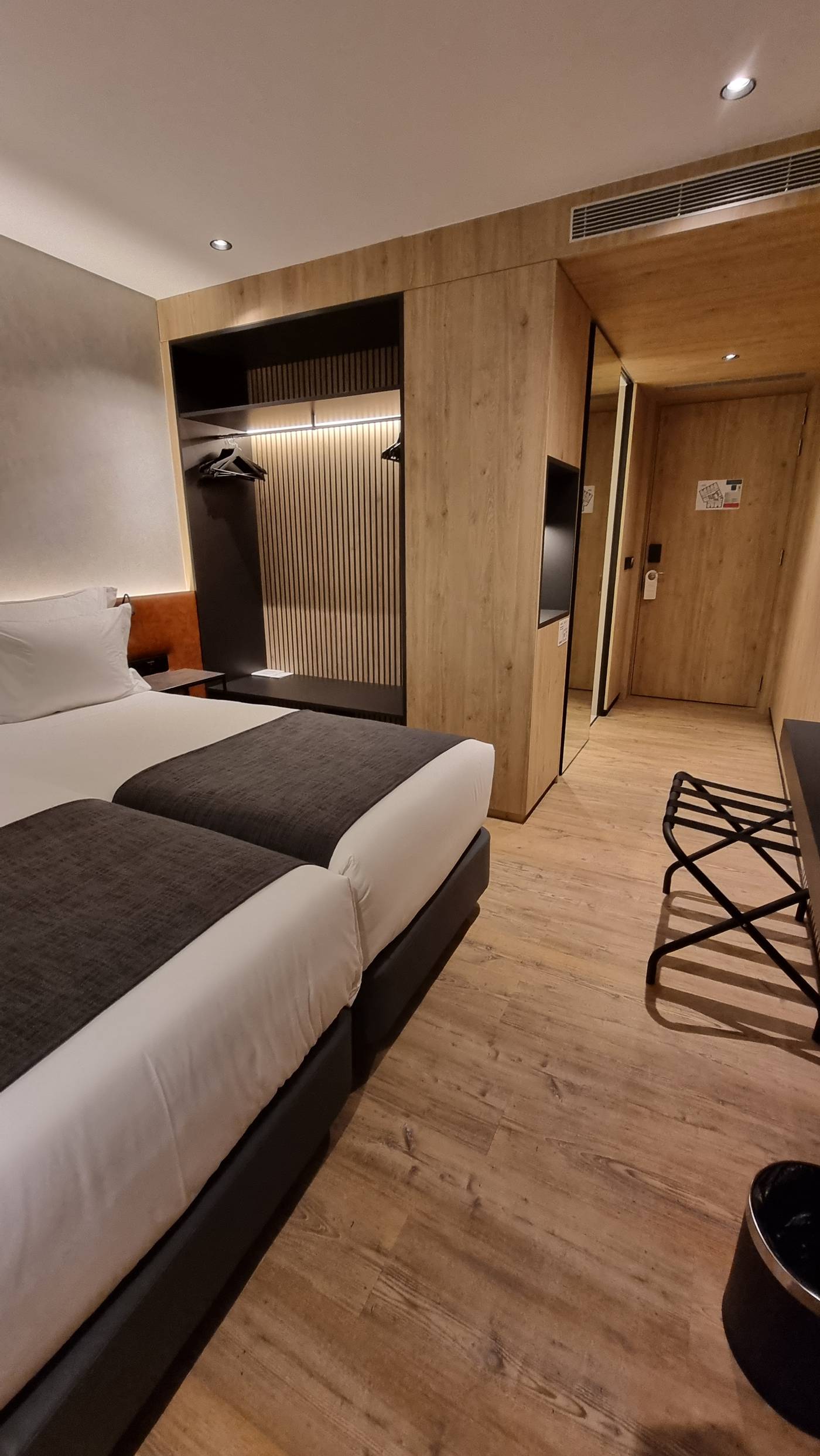 Principe-Avila-Room-36