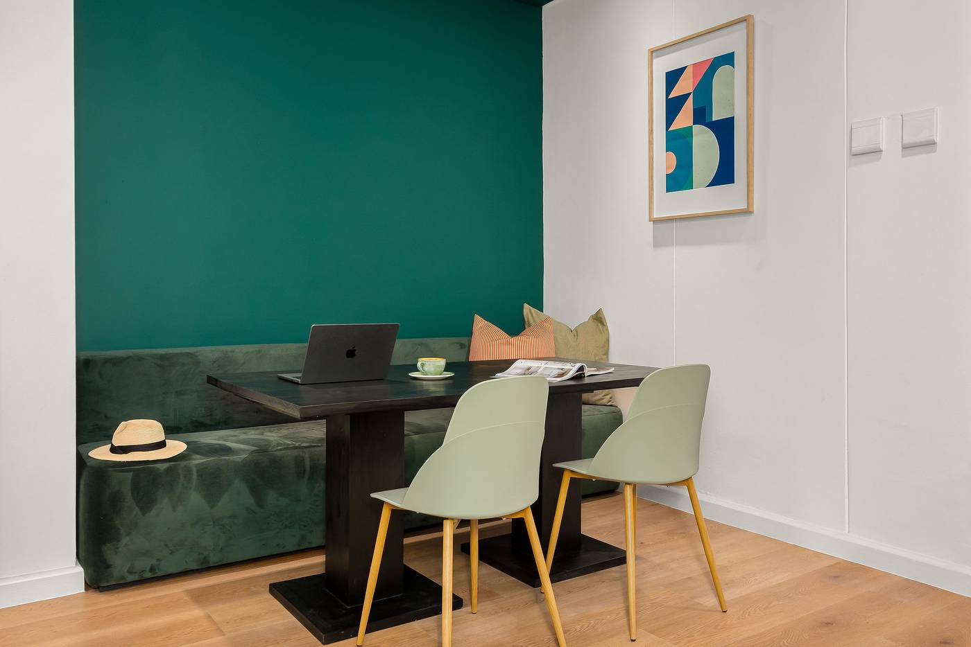 Park-Inn-by-Radisson-Cape-Town-Newlands-Lobby-18