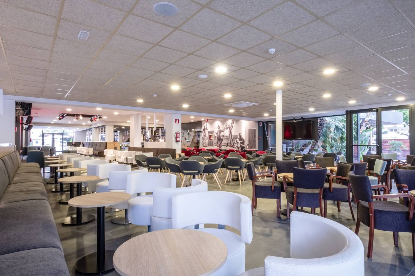 California-Garden-Bar-40