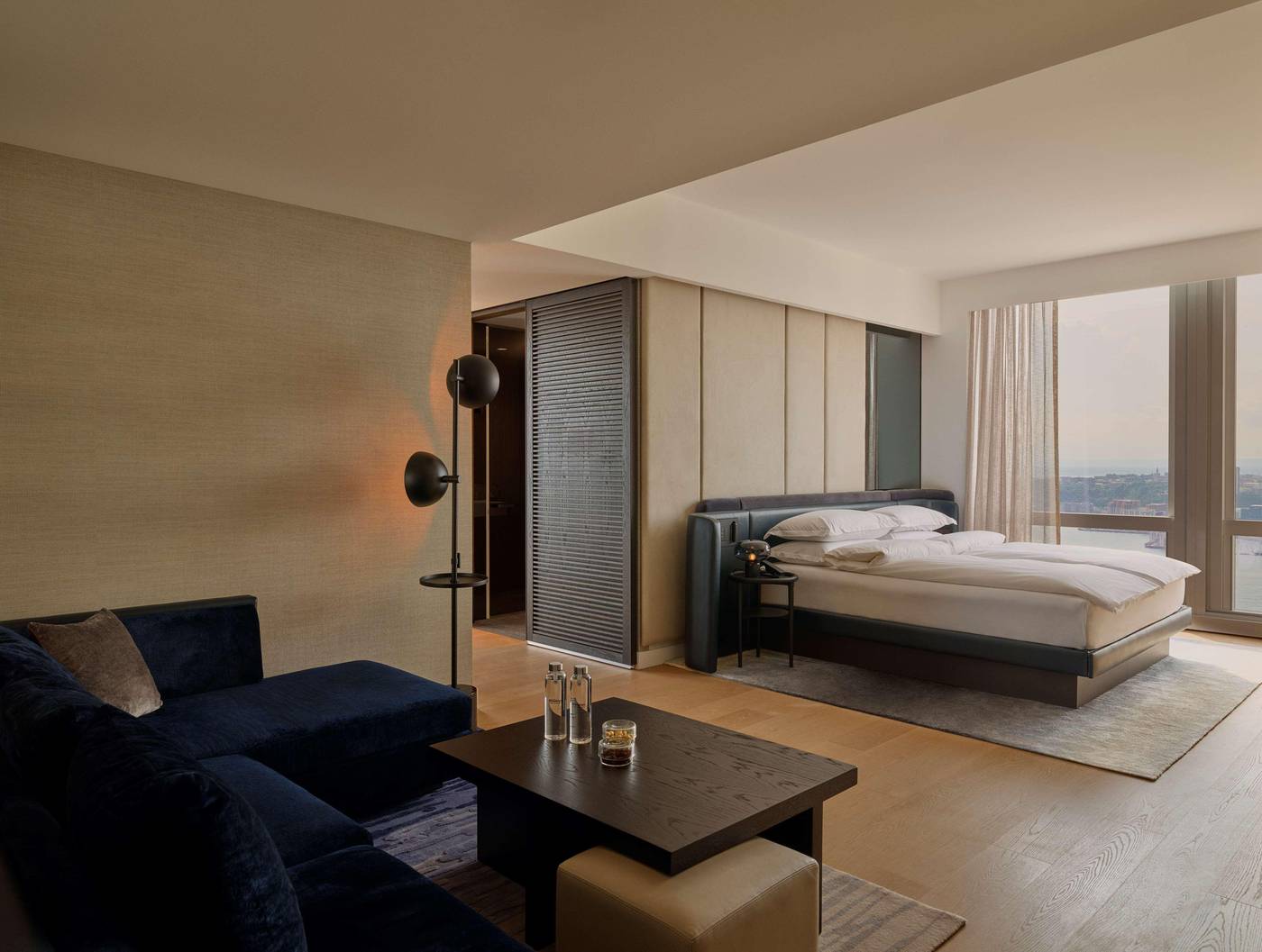 Equinox-Hotel-Hudson-Yards-New-York-Room-20