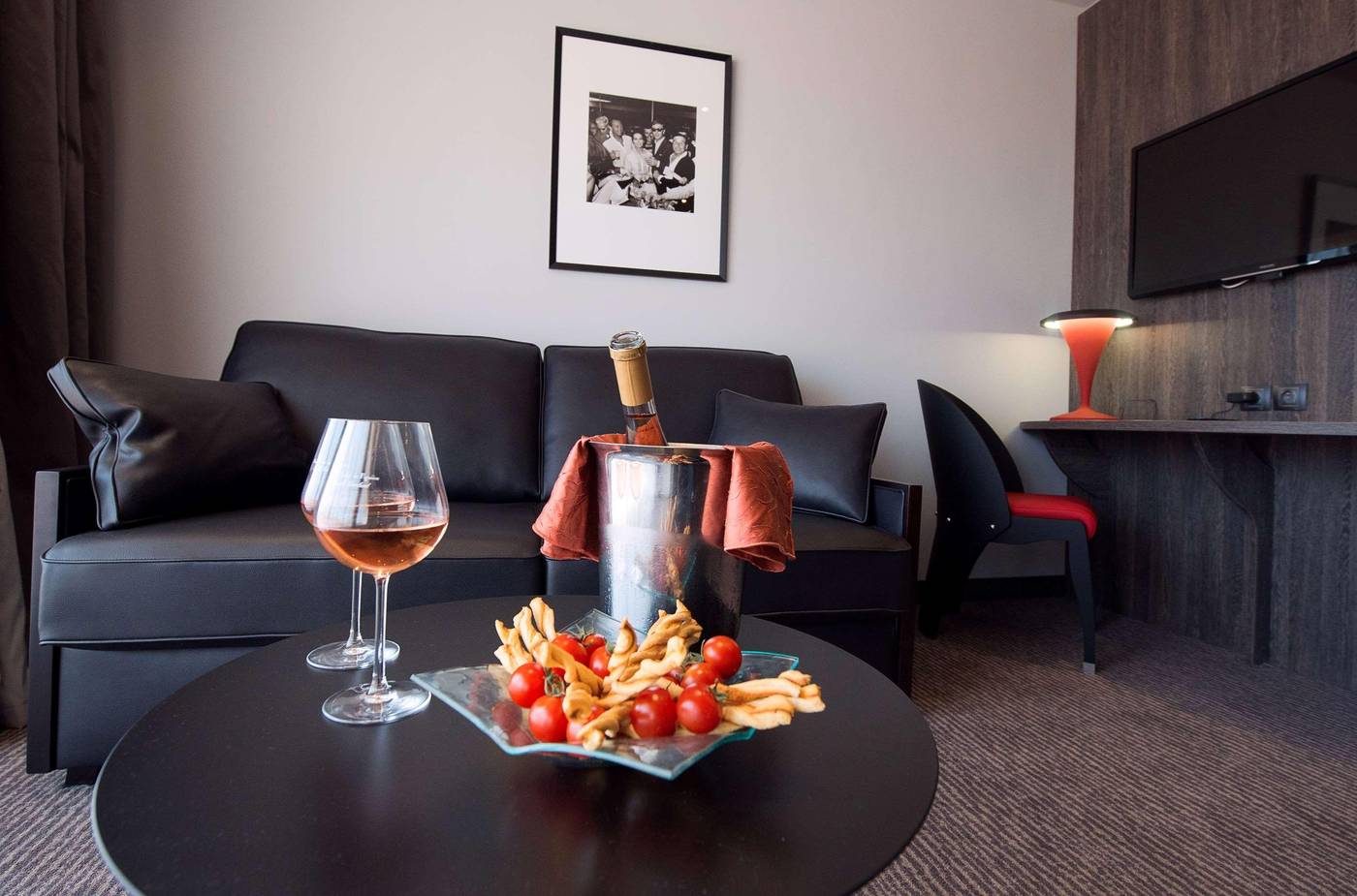 Best-Western-Premier-Patio-des-Artistes-Room-37