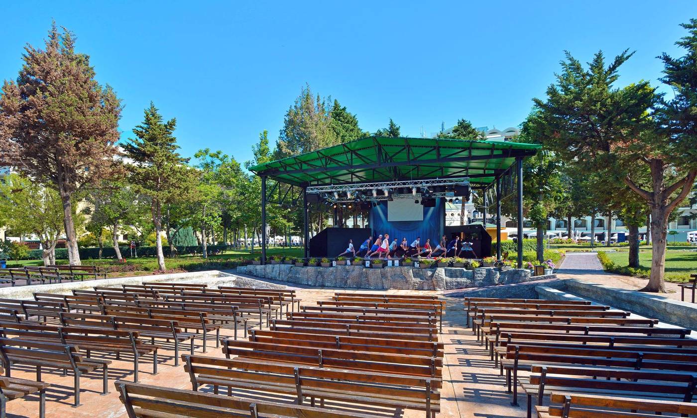 Sol-Nessebar-Palace-Sports-and-Entertainment-57