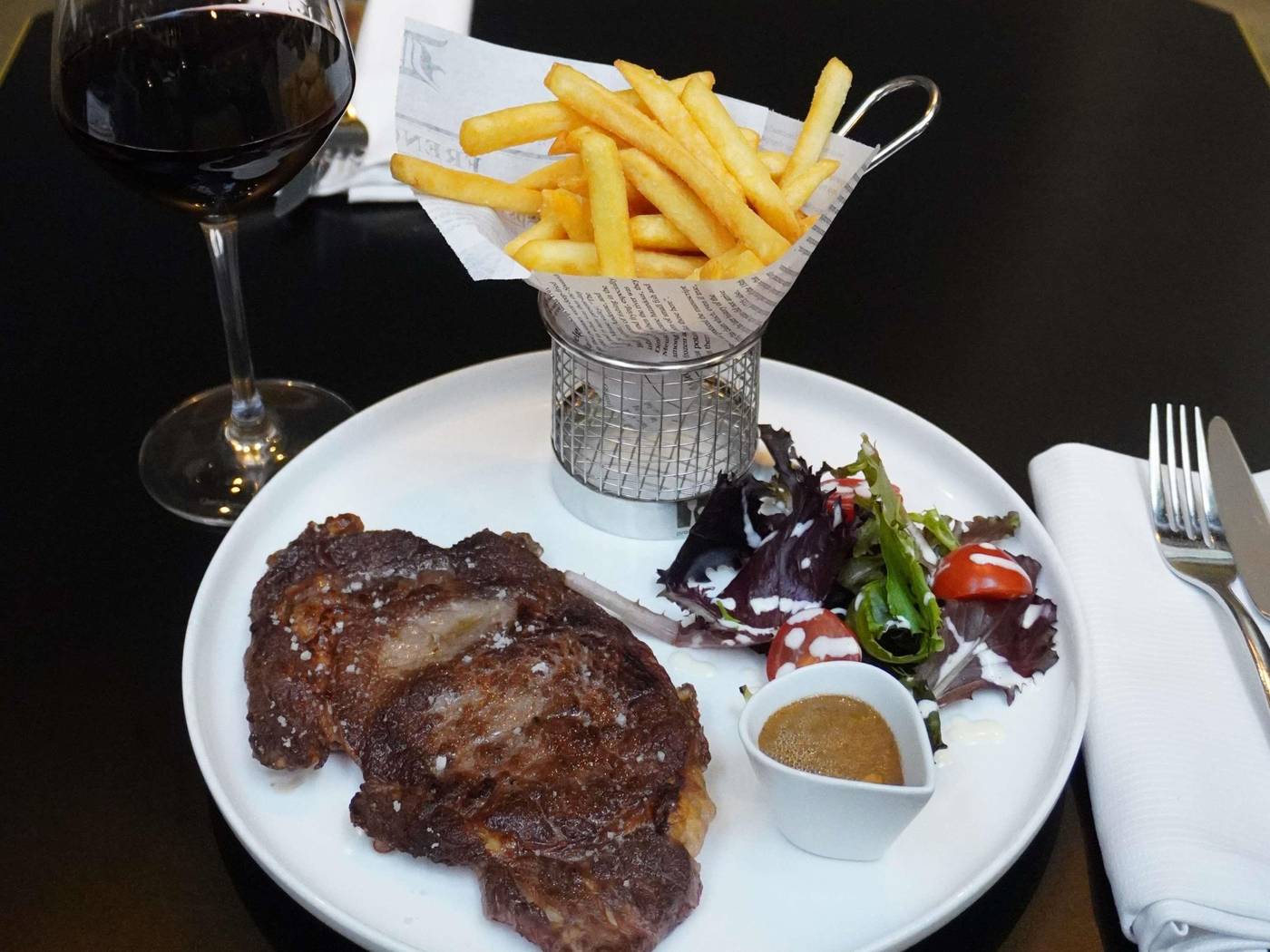 NEST-Paris-La-Defense---Mgallery-Restaurant-66