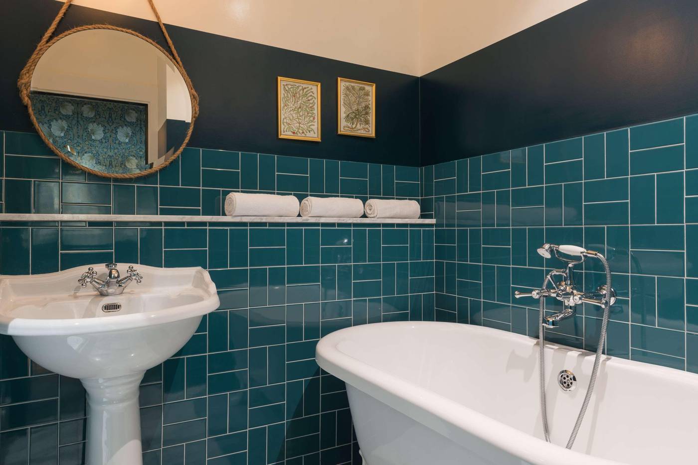 Maison-Malesherbes-by-HappyCulture-Room-22