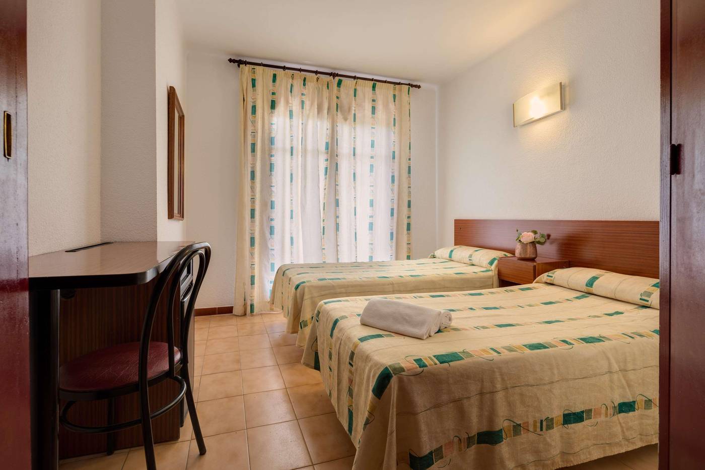 H-TOP-Planamar-Room-14