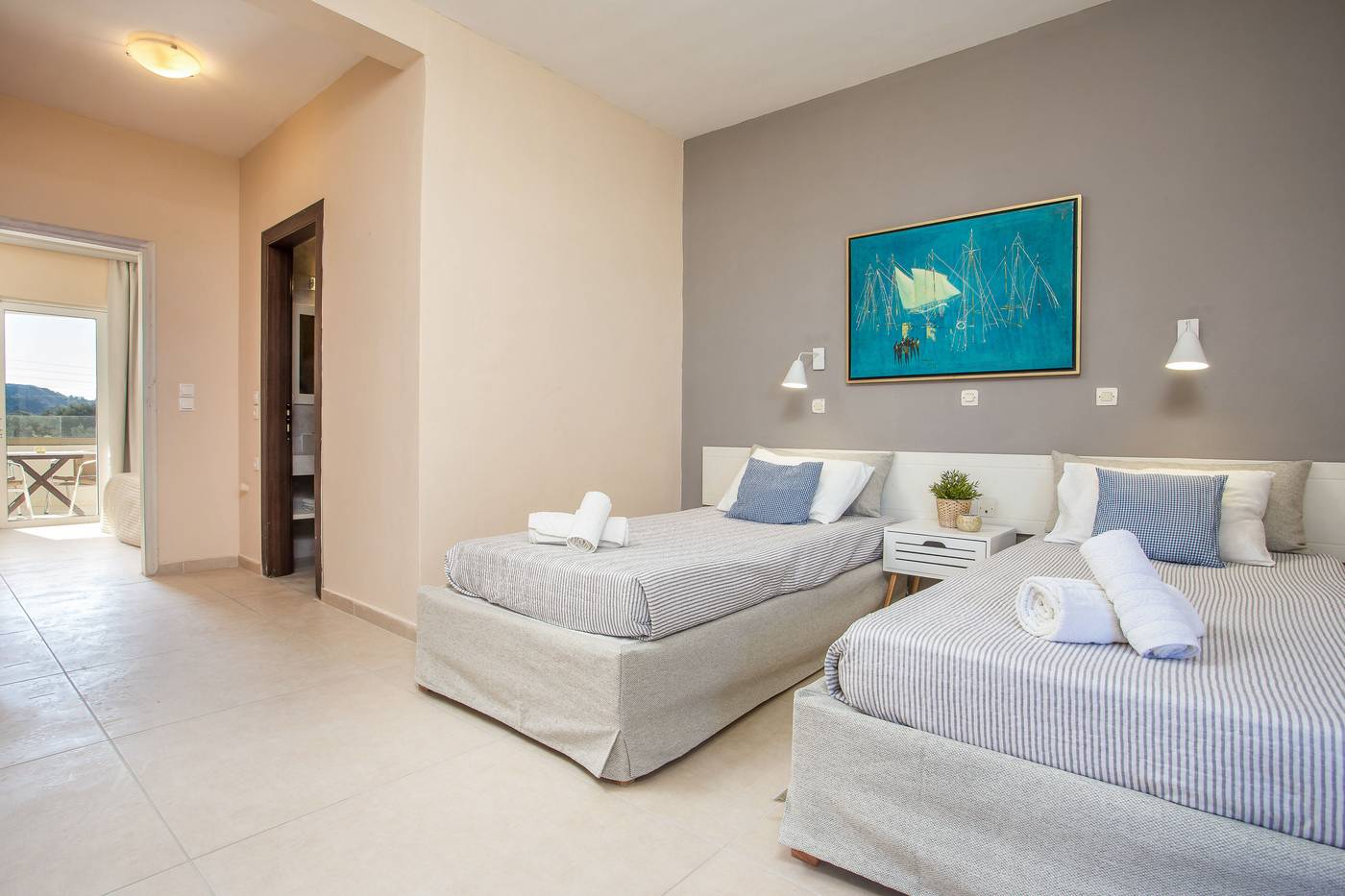 Evita-Studios-Room-30