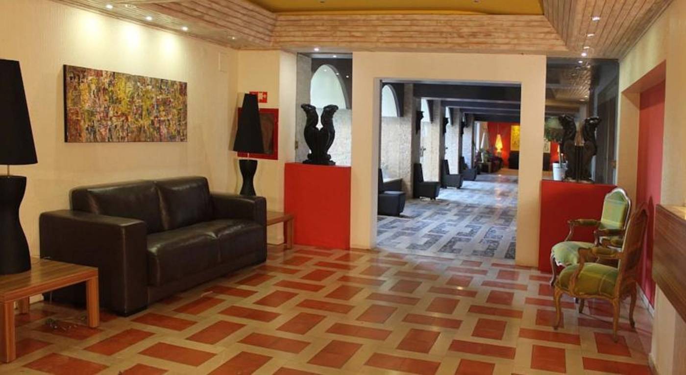 Cheerfulway-Acqua-Maris-Balaia-Lobby-25