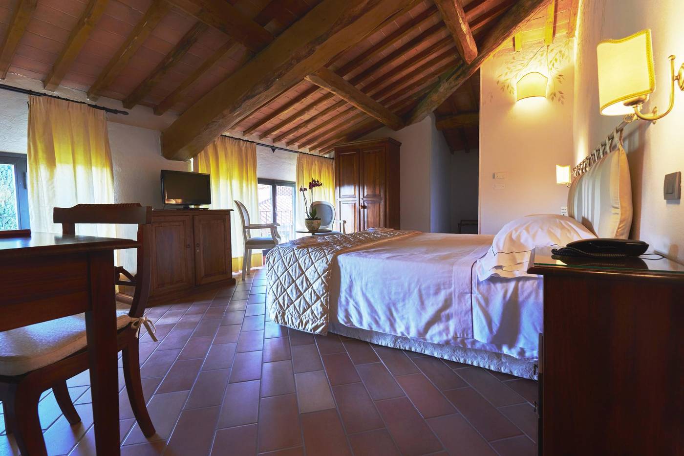 Villa-Curina-Resort-Room-28
