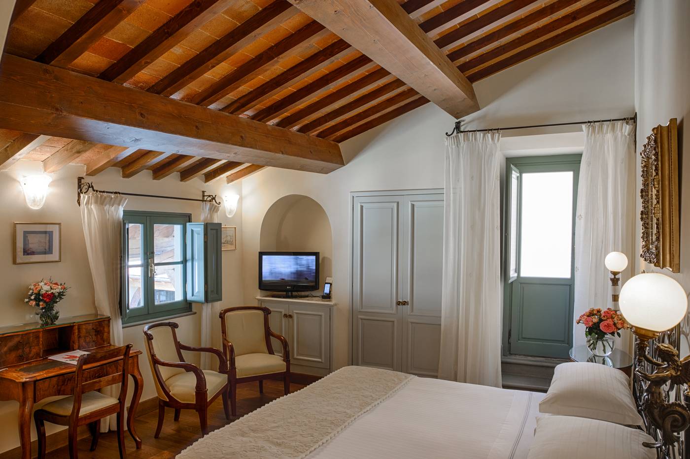 Hotel-Mulino-di-Firenze-WorldHotels-Crafted-Room-16