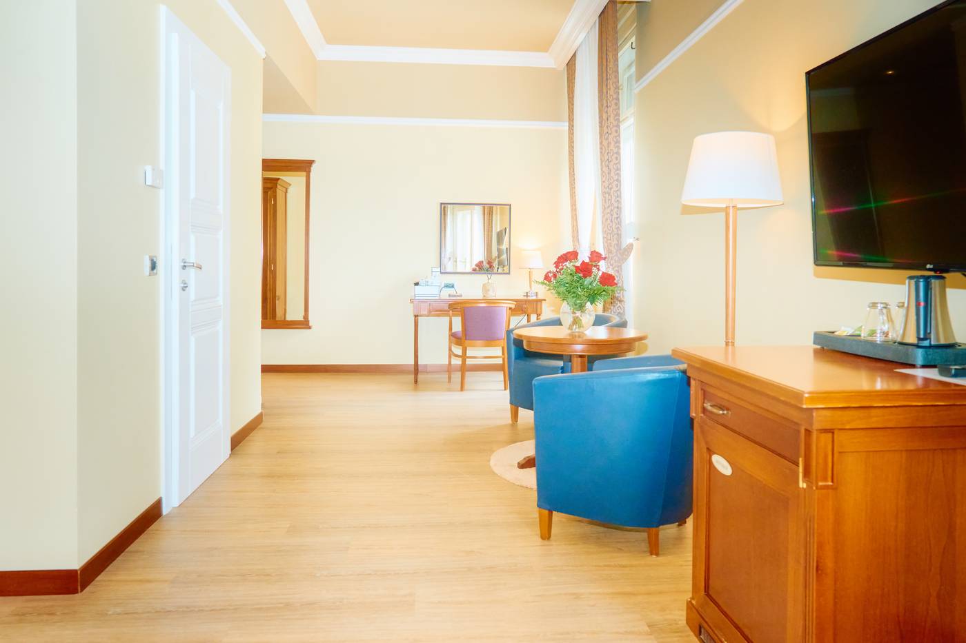 Hotel-Bristol-Room-20