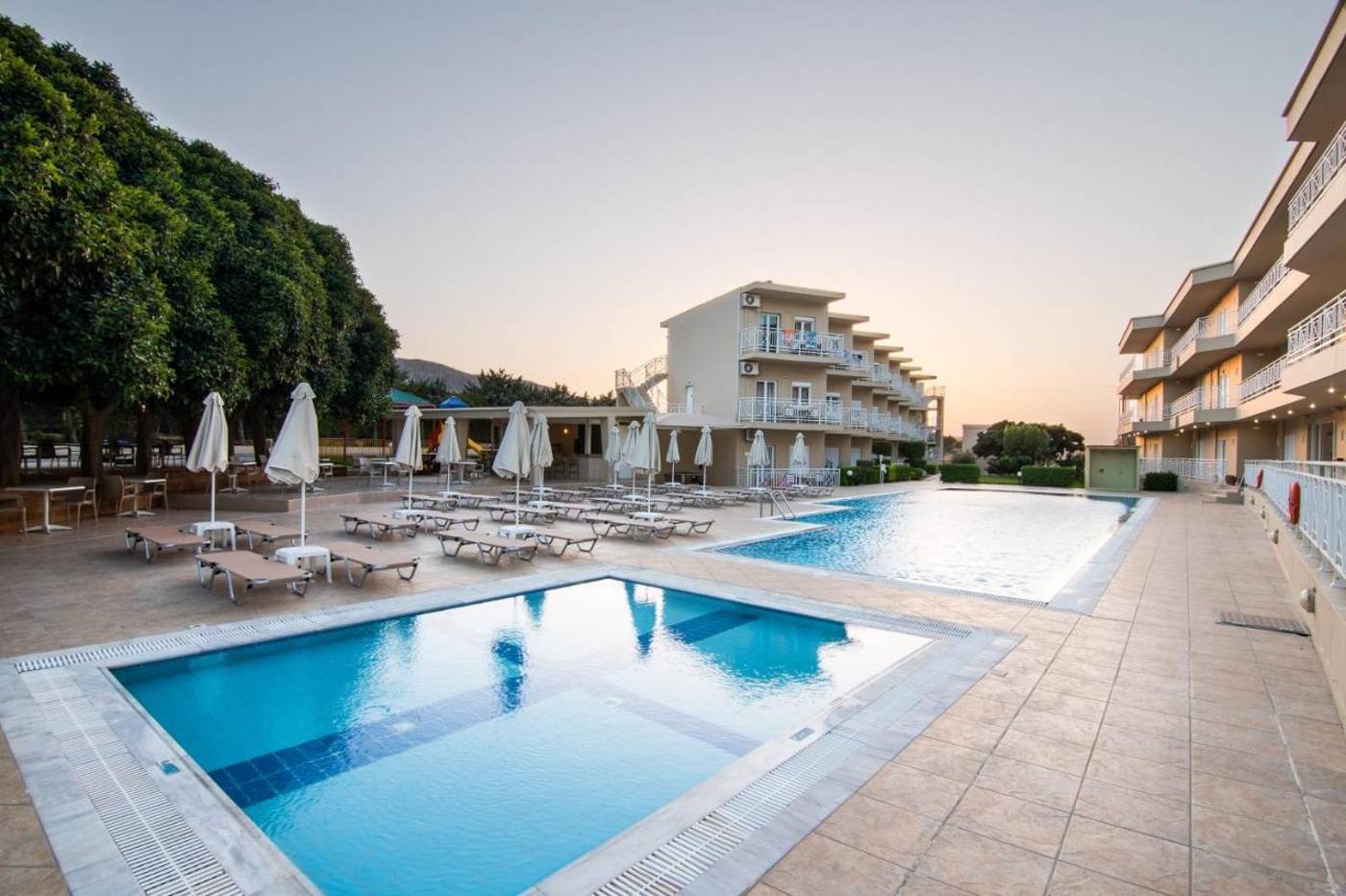 Nicolas-Villas-General-view-1