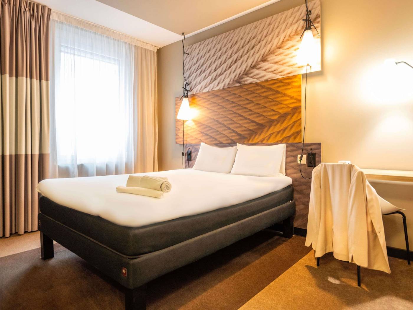 ibis-Geneve-Centre-Lac-Room-30