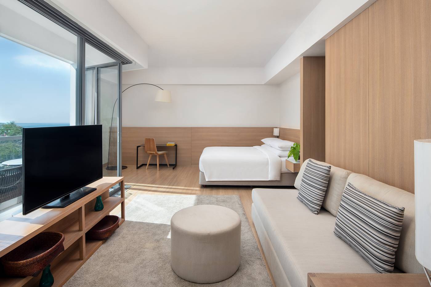 Andaman-Beach-Hotel-Phuket-Handwritten-Collection-Room-23