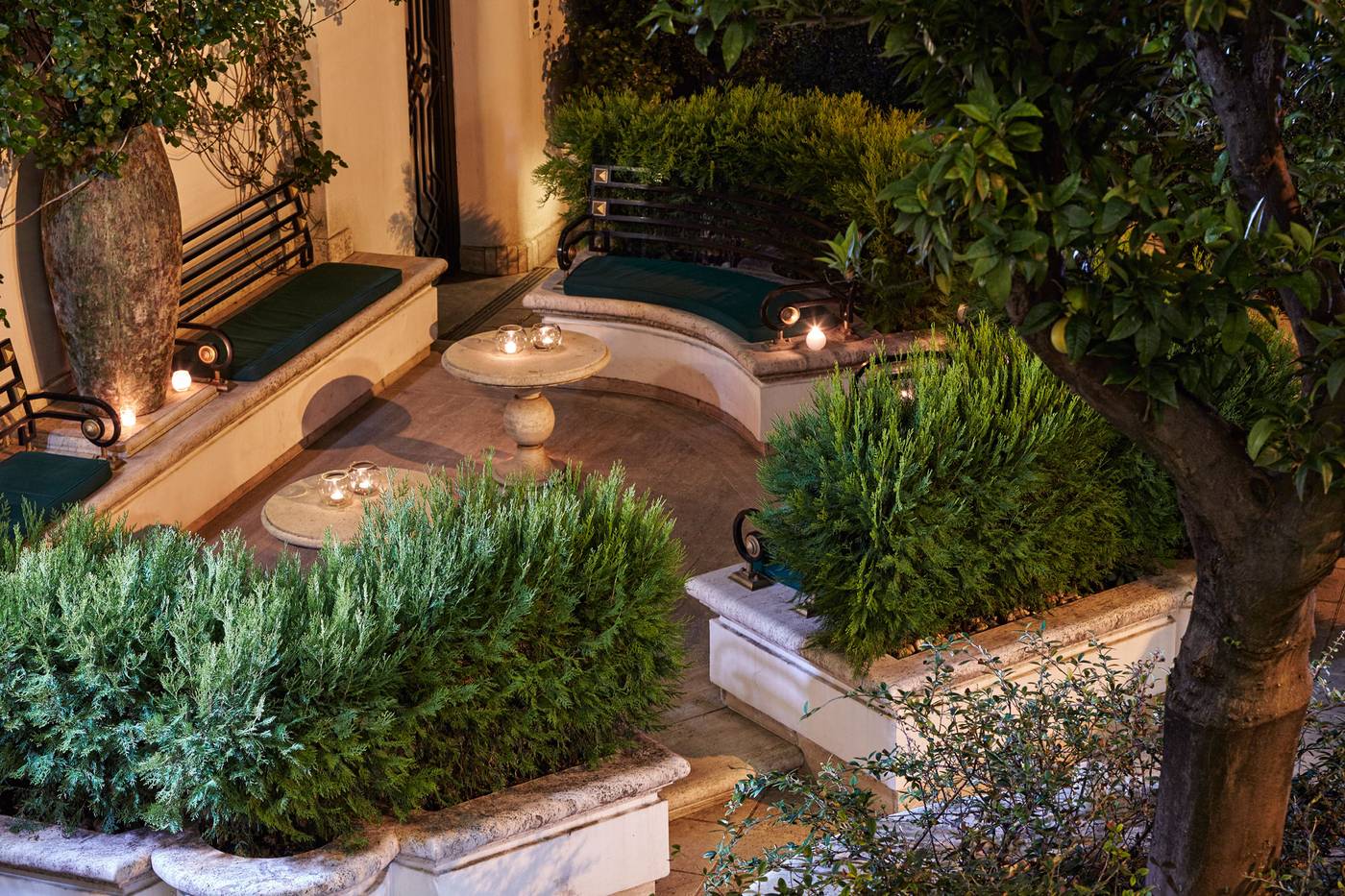 Hotel-Lord-Byron-Small-Luxury-Hotels-of-the-World-General-view-9