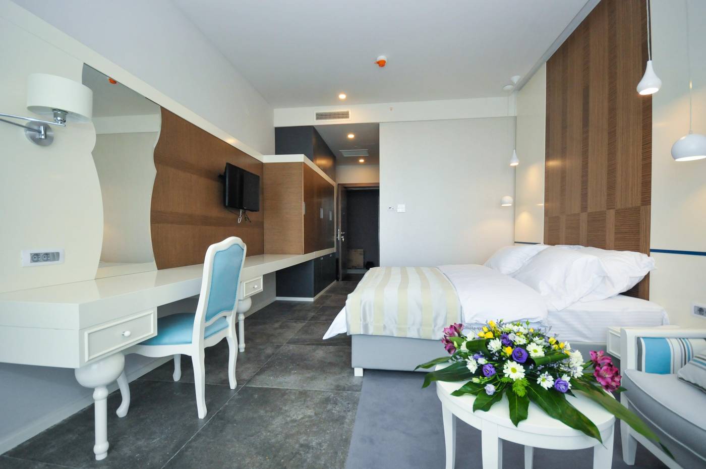 Bracera-Hotel-Room-3