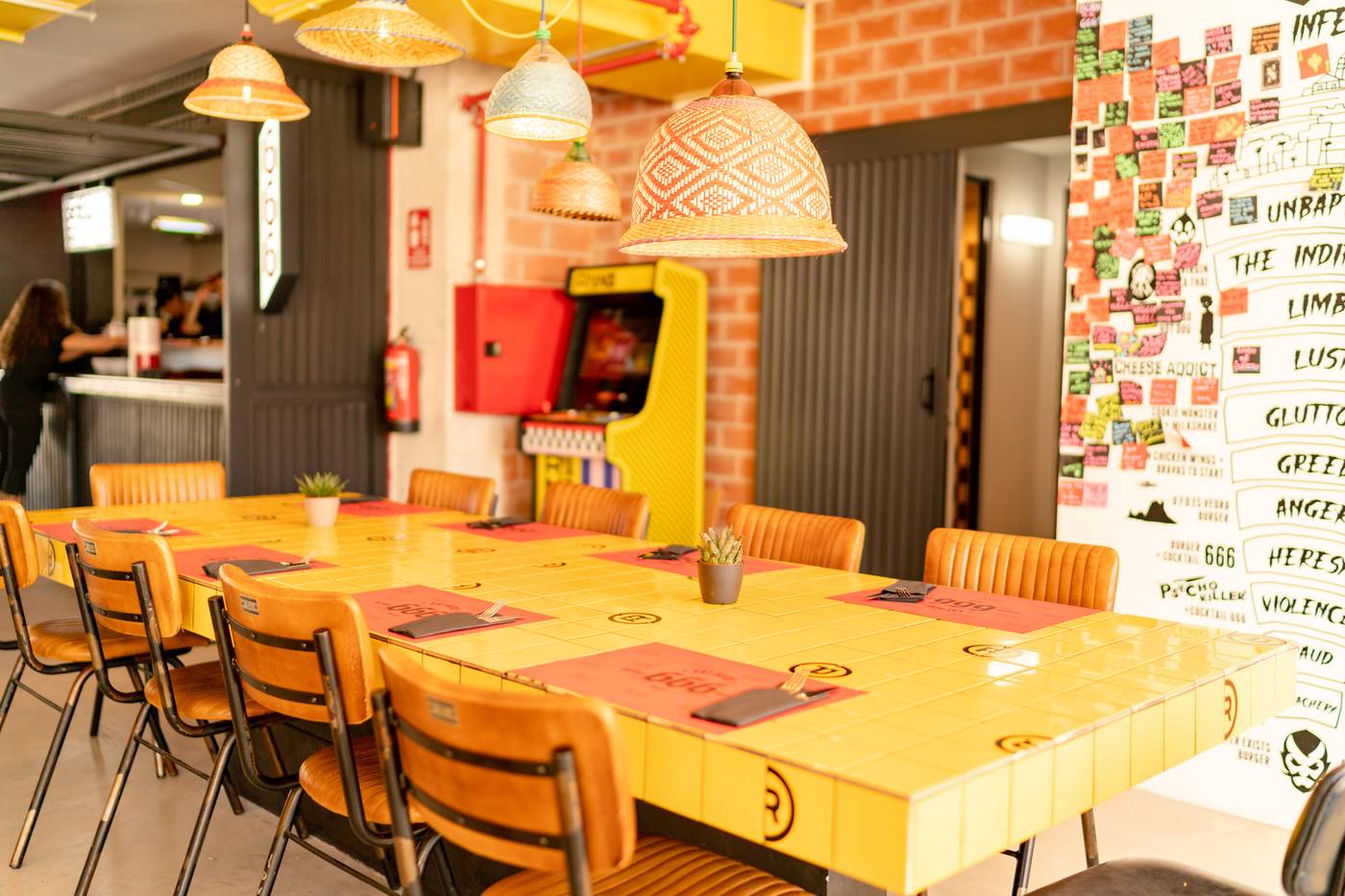 Ryans-Lolas---Adults-Only-General-view-58